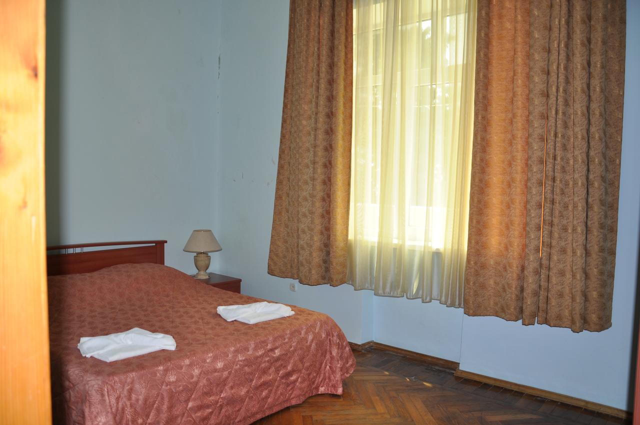 Гагрипш Курортный Комплекс Gagra Exterior foto