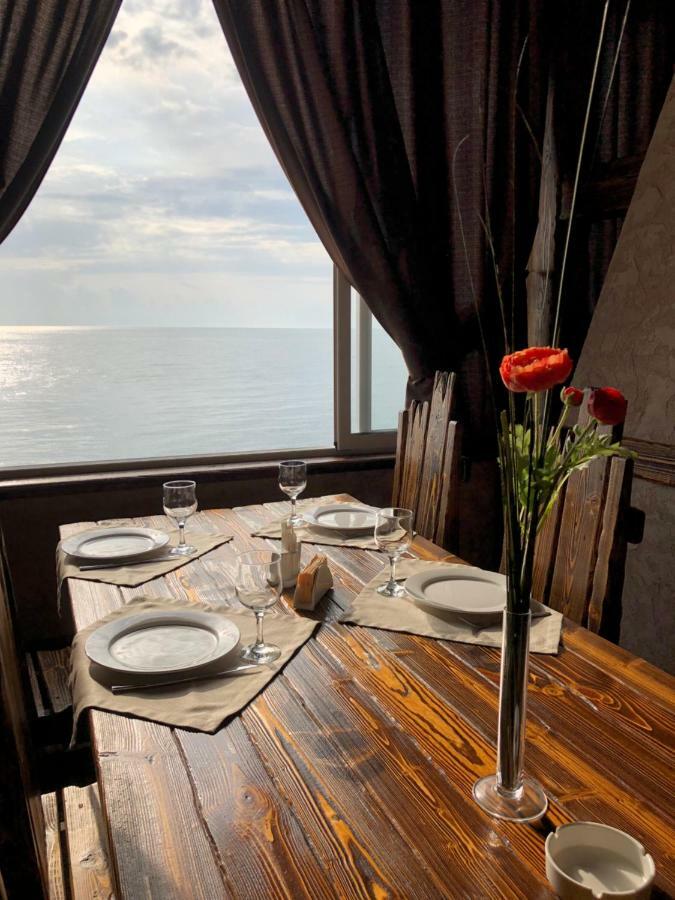Гагрипш Курортный Комплекс Gagra Exterior foto